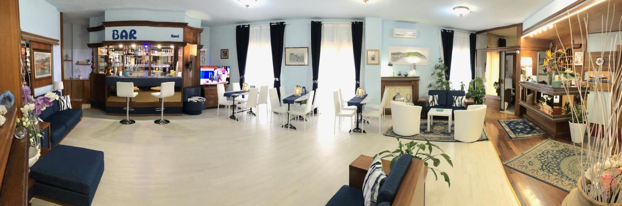 Hotel Due Torri Porto Azzurro Eksteriør billede