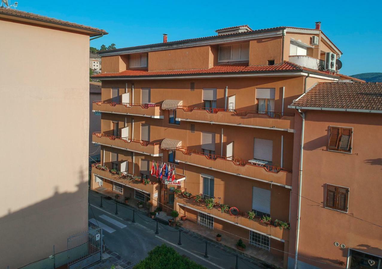 Hotel Due Torri Porto Azzurro Eksteriør billede